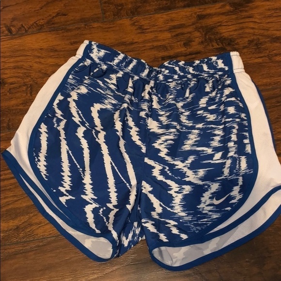 Nike shorts size XS EUC - Picture 1 of 5